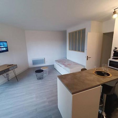 Appartement Tout Equipe 2 A 4 Couchages St Charles Marseille Kültér fotó