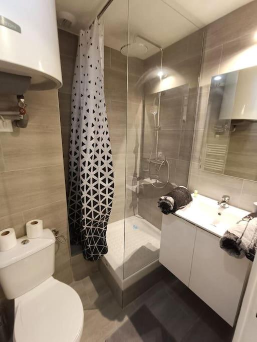 Appartement Tout Equipe 2 A 4 Couchages St Charles Marseille Kültér fotó